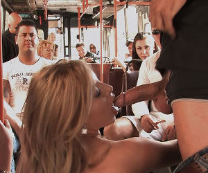 Imagem sobre Sexo em público (dentro do ônibus)