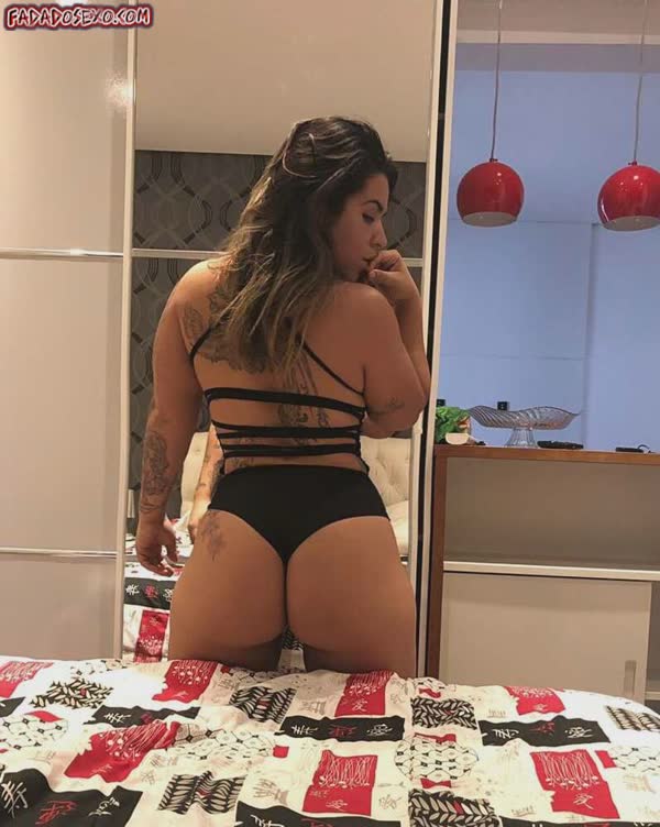 fotos-da-victoria-dias-atriz-porno-brasileira-10